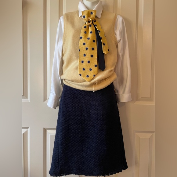 Unisex tie, tie art makes an outfit Pop! Brand By: Stephen’s Oxford MS. - Picture 3 of 5